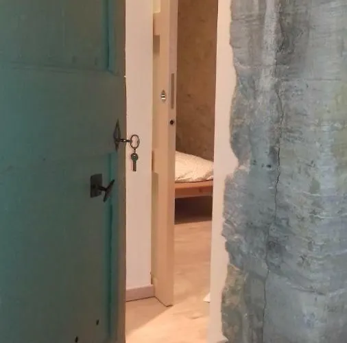 Le Pigeonnier Du Chateau Saint-Victor-de-Malcap